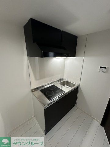 キッチン　２口ＩＨヒーターで料理する方も満足♪キッチン収納スペースも…