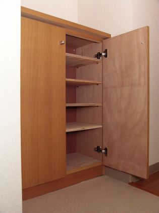 その他設備　玄関収納