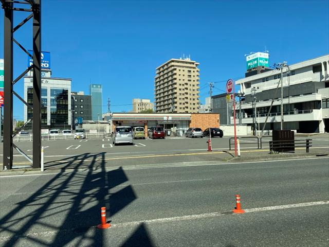 コンビニ　セブン－イレブン秋田山王大通り店（コンビニ）まで504m