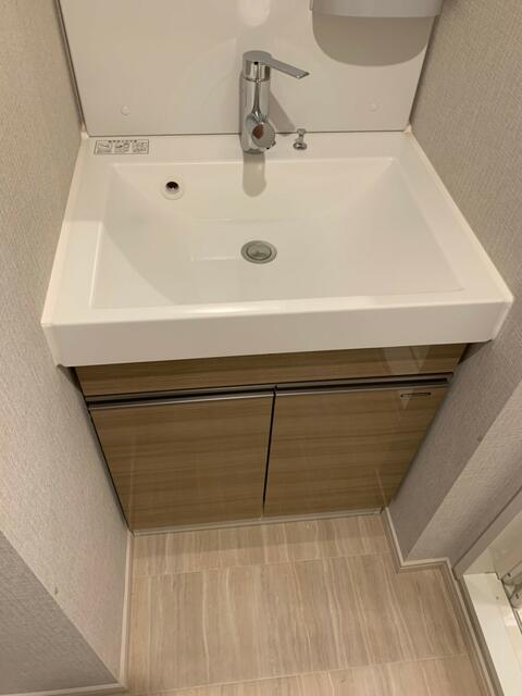 洗面設備　同タイプ別部屋写真参照