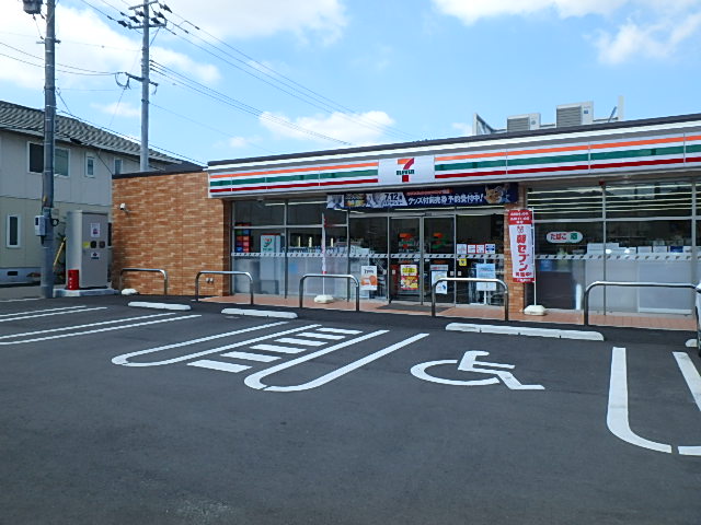 コンビニ　セブンイレブン小倉貴船町店（コンビニ）まで231m