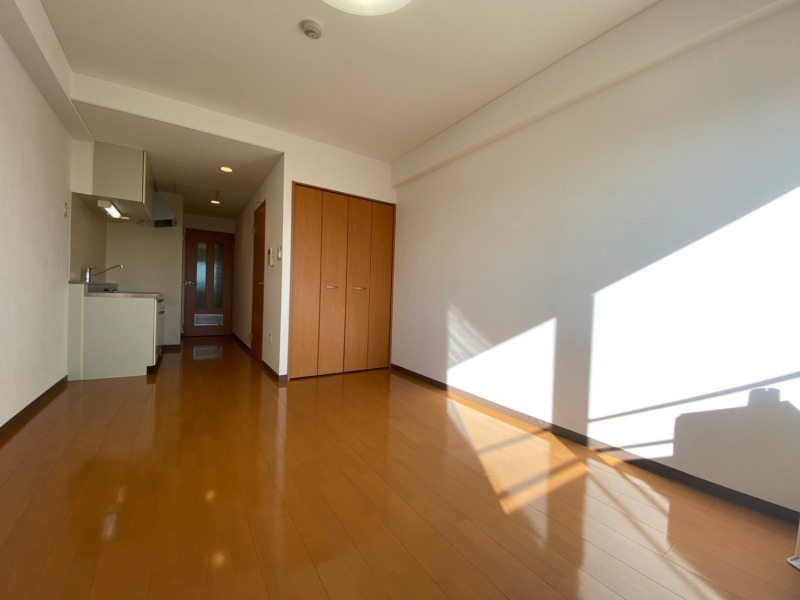 居室・リビング　広くてキレイなお部屋が広がっていて、充実した生活が送れそう。