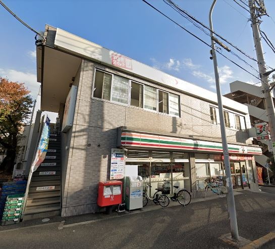 コンビニ　セブンイレブン（コンビニ）まで286m