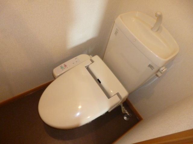 トイレ　ウォシュレット