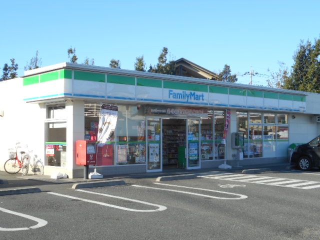 コンビニ　ファミリーマート川越神明町店（コンビニ）まで1040m