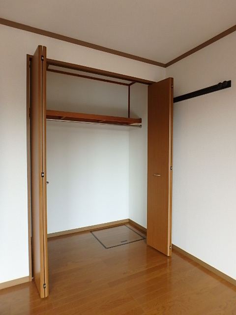 収納　図面と現状に相違がある場合には現状を優先