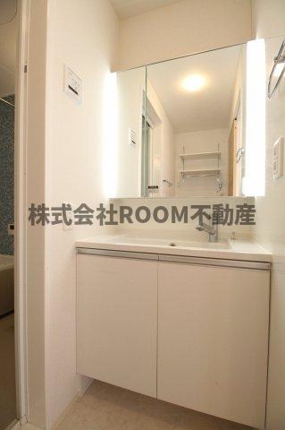 洗面設備　使いやすい洗面所です