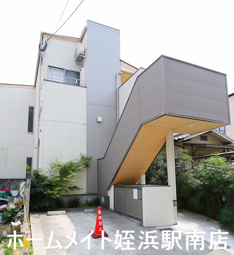 建物外観　★お洒落なデザイナーズアパート♪★