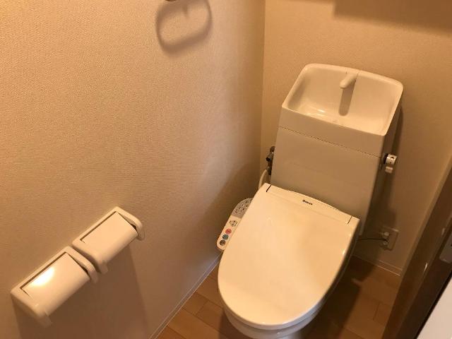 トイレ　シャワー付トイレ