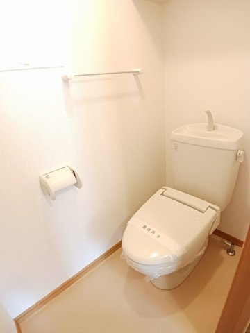 トイレ　トイレもきれいです