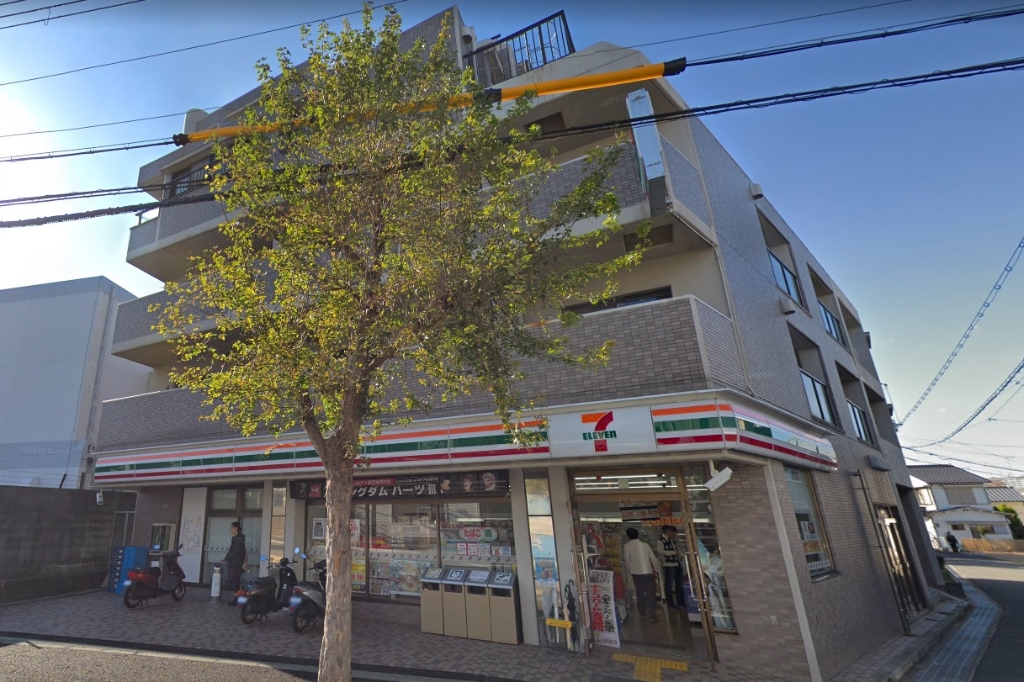 コンビニ　セブンイレブン 神戸泉が丘店（コンビニ）まで1067m