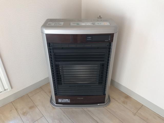 その他設備　灯油ＦＦストーブ