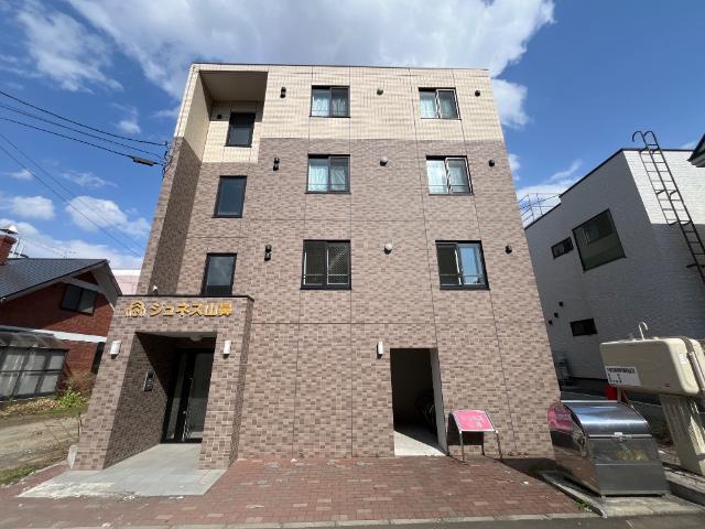 建物外観　外観写真（昼）