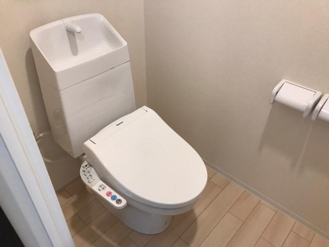 トイレ　トイレ
