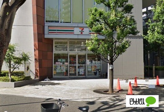 コンビニ　セブンイレブン品川大井４丁目店（コンビニ）まで67m