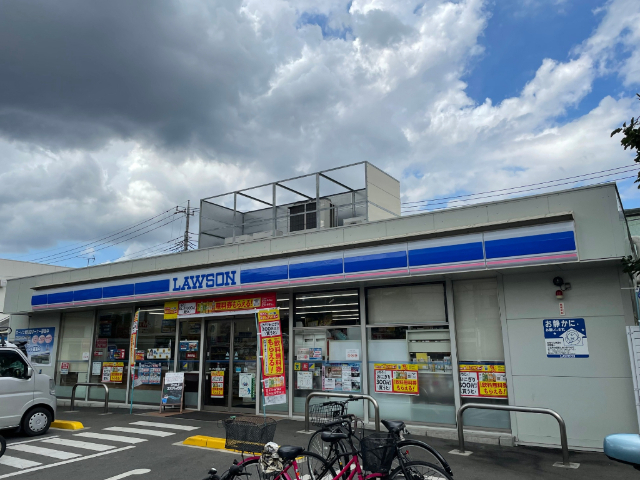コンビニ　ローソン川口前上町店（コンビニ）まで217m