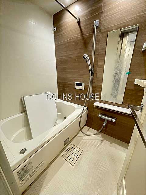 バス・シャワールーム　別部屋画像