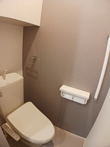 トイレ　シンプルで使いやすいトイレです