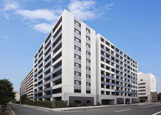 建物外観　外観タイル張りです