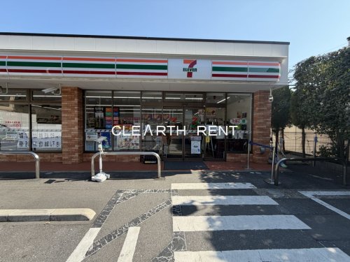 コンビニ　セブンイレブン 世田谷経堂3丁目店（コンビニ）まで216m