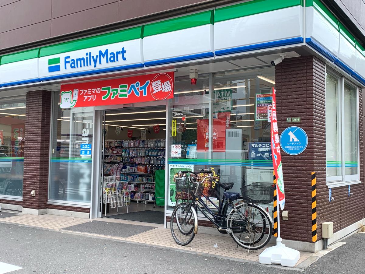 コンビニ　ファミリーマート世田谷若林一丁目店（コンビニ）まで95m