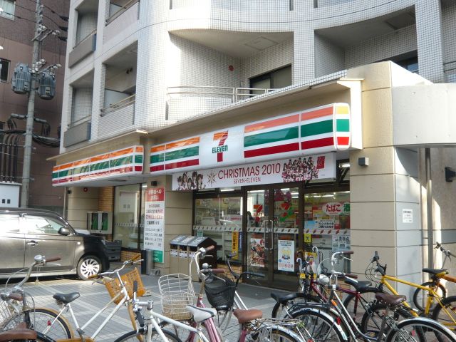 コンビニ　セブンイレブン（コンビニ）まで90m