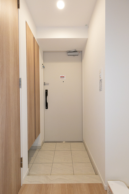 玄関　※写真は同タイプ住戸です。