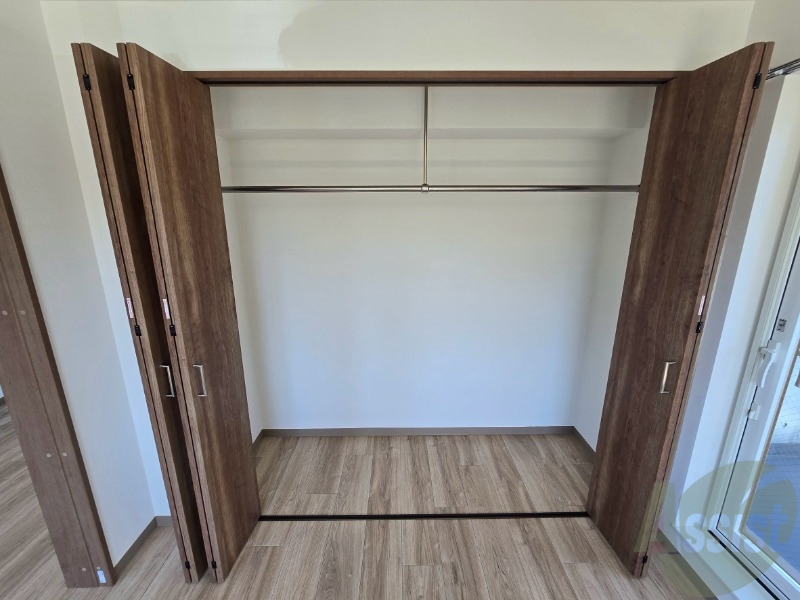 収納　収納もバッチリあるのでお部屋が片付きますよ！