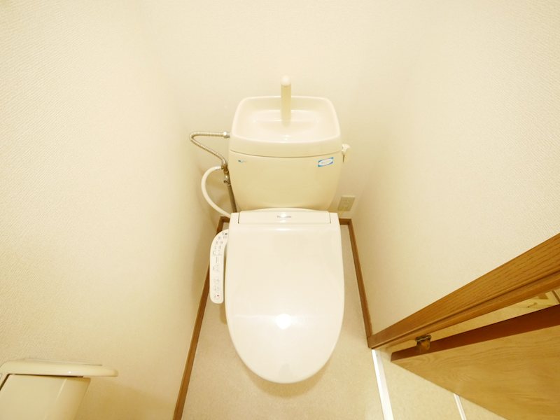 トイレ　ウォシュレット