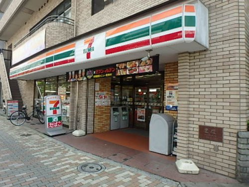 コンビニ　セブンイレブン 豊島北大塚2丁目店（コンビニ）まで20m