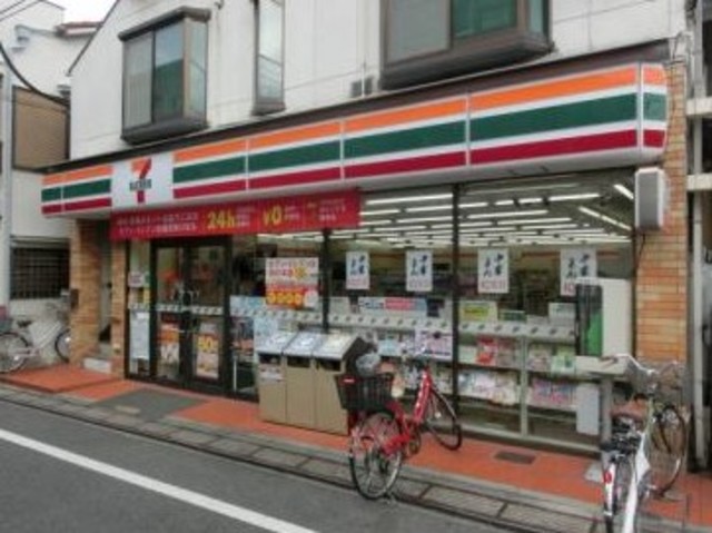 コンビニ　セブンイレブン中野上高田3丁目店（コンビニ）まで58m