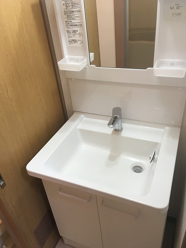 洗面設備　※同仕様写真含む