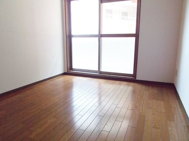 その他部屋・スペース　キレイなフローリングの洋室です！