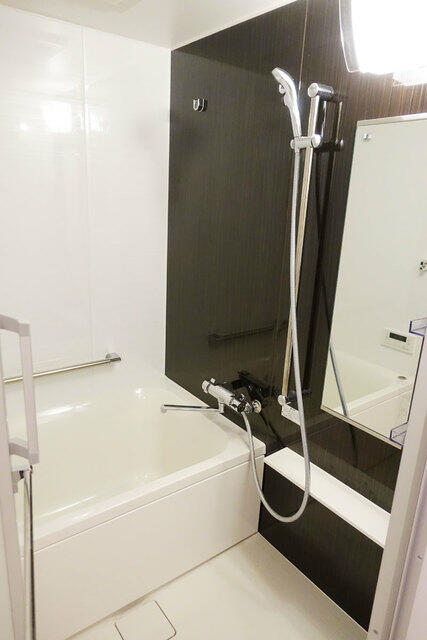 バス・シャワールーム　※写真は同タイプ住戸です。