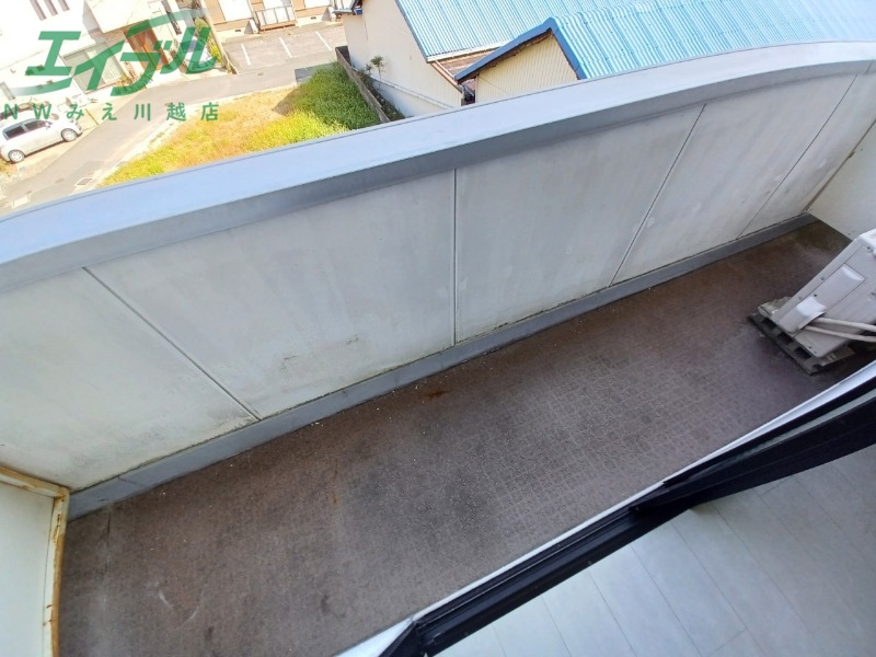 バルコニー　別部屋参考写真です