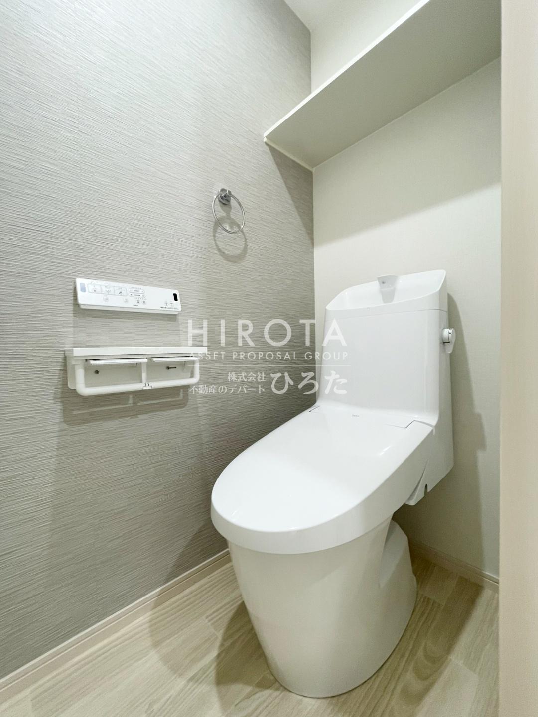 春のそよ風とBloom Loungeのトイレ写真
