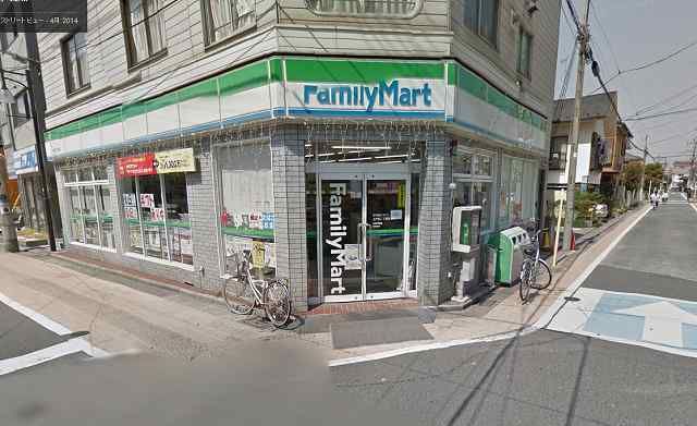 コンビニ　ファミリーマート上戸田二丁目店（コンビニ）まで435m