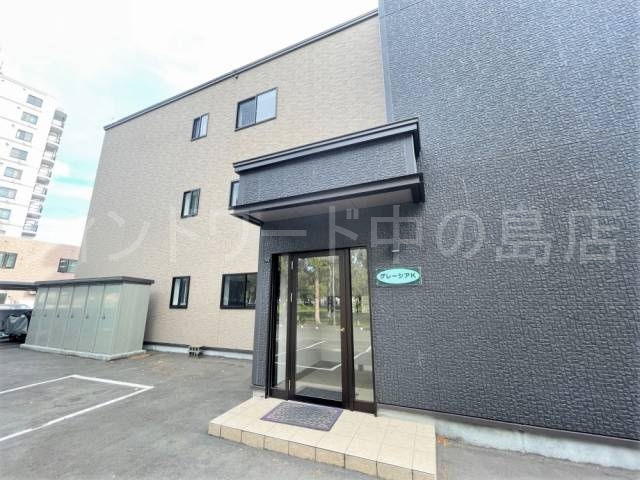 エントランス　詳細は、ウィンドワード中の島店までご相談下さい。