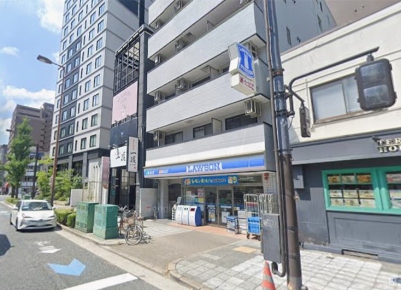 コンビニ　ローソン福島7丁目店（コンビニ）まで208m
