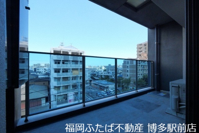 アルティザ大橋駅前の内装写真
