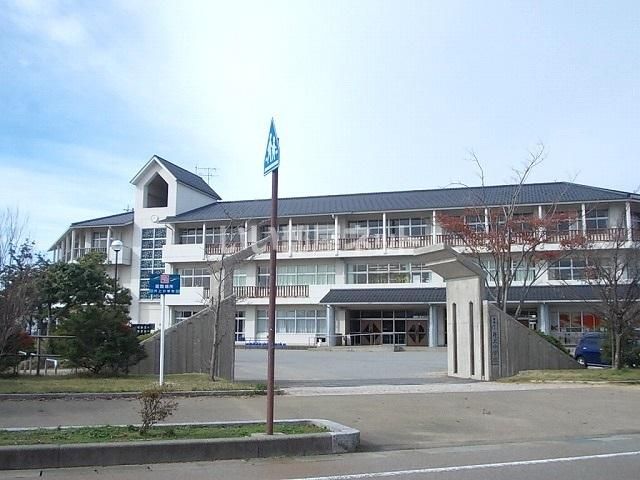小学校　井上小学校（小学校）まで659m