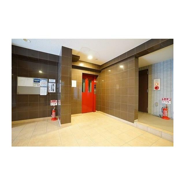 建物外観　エレベーターホール