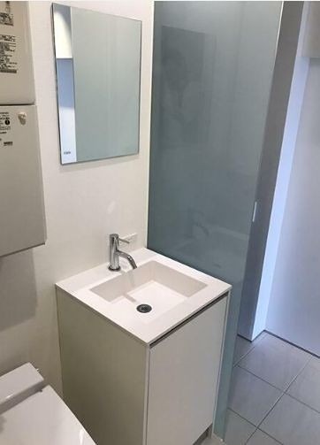 洗面設備　※同仕様写真含む