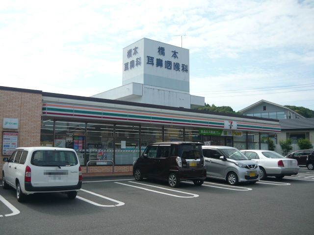 コンビニ　セブンイレブン日置伊集院郡店（コンビニ）まで950m