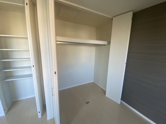 収納　※別部屋の写真です