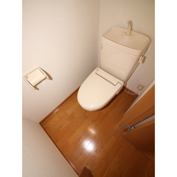 トイレ　ウォームレットです