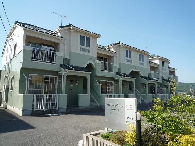 建物外観　エヴァーグリーン　建物外観
