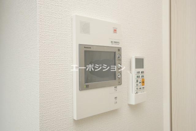 セキュリティ　セレニテ難波ミラク参番館