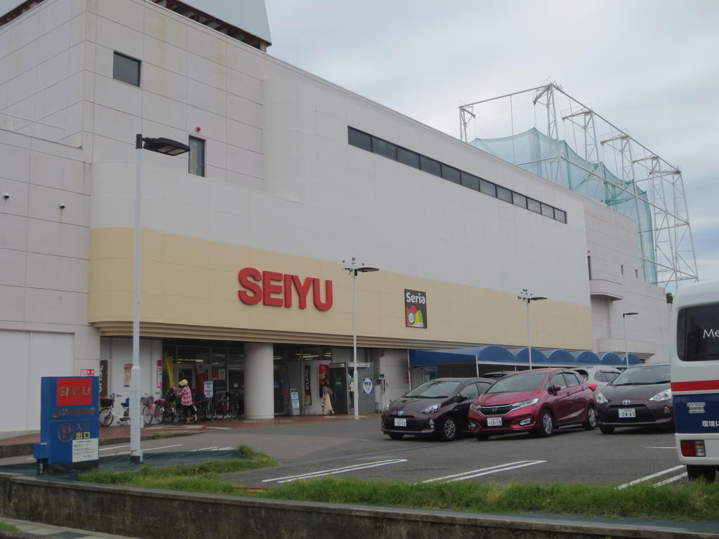 スーパー　西友ピア・タウン店（スーパー）まで1981m
