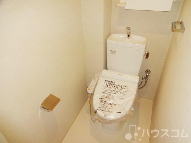 トイレ　温水洗浄便座で快適です！